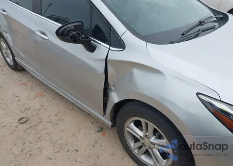 2018 Chevrolet Cruze Lt Auto z USA, uszkodzony, nr VIN 3G1BE6SM7JS604435